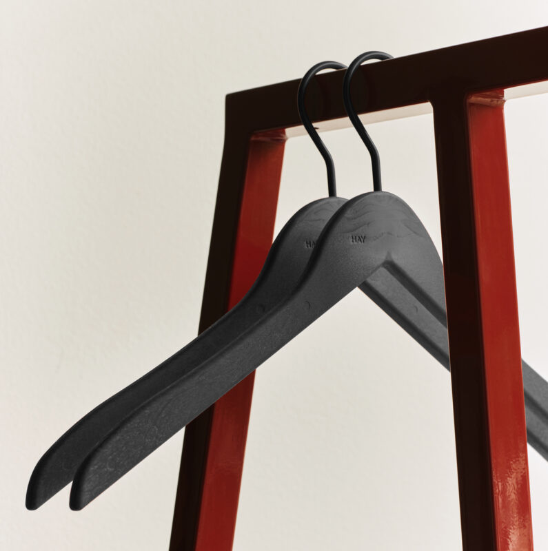 Loop Stand Hall - Smuk Living
